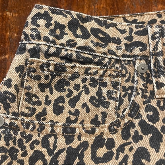 MADEWELL Frisco Leopard Denim Miniskirt size 30”. RAW HEM - Picture 6 of 11